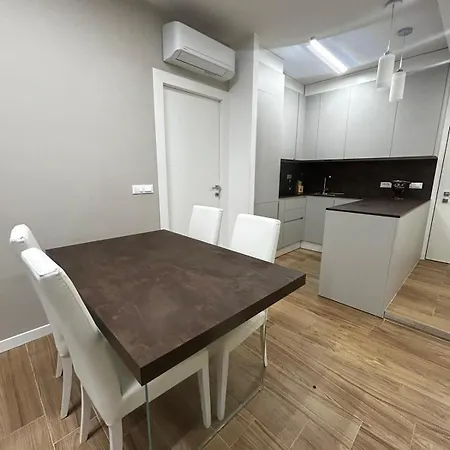 Apartman Realty Company Mercede *