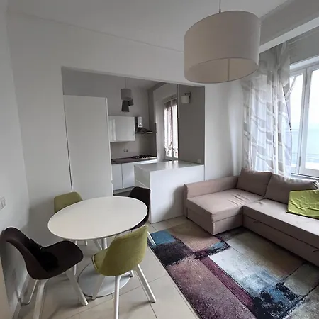Realty Company Mercede Apartman *
